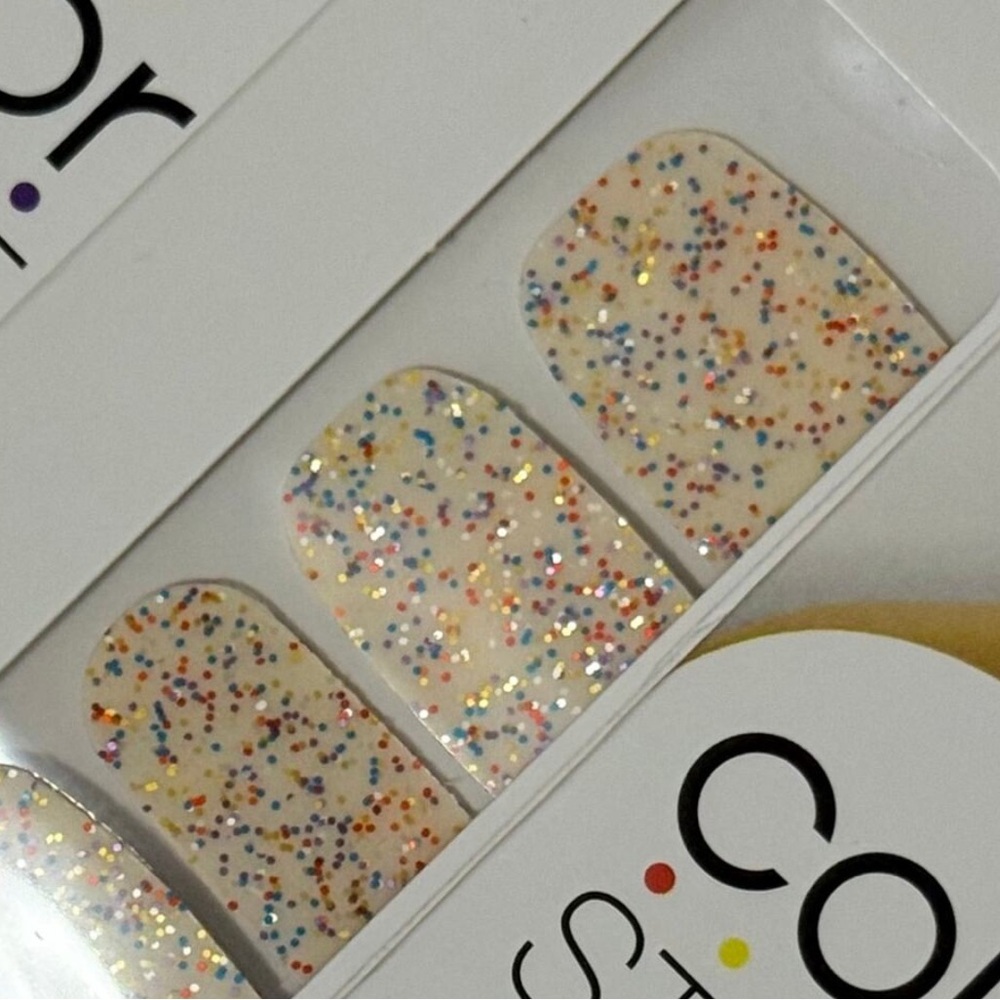 Sugar High โข Clear Overlay with Multicolored Glitter โข Color Street